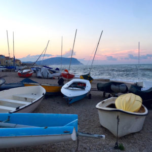 Piccolo approdo di spiaggia